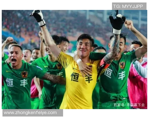 上海羽毛球队在邀请赛中以55分稳居积分榜首位